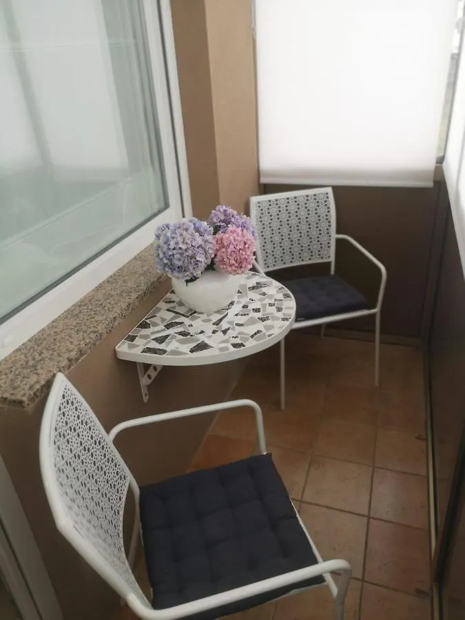 Apartment Lena Pula 0*,